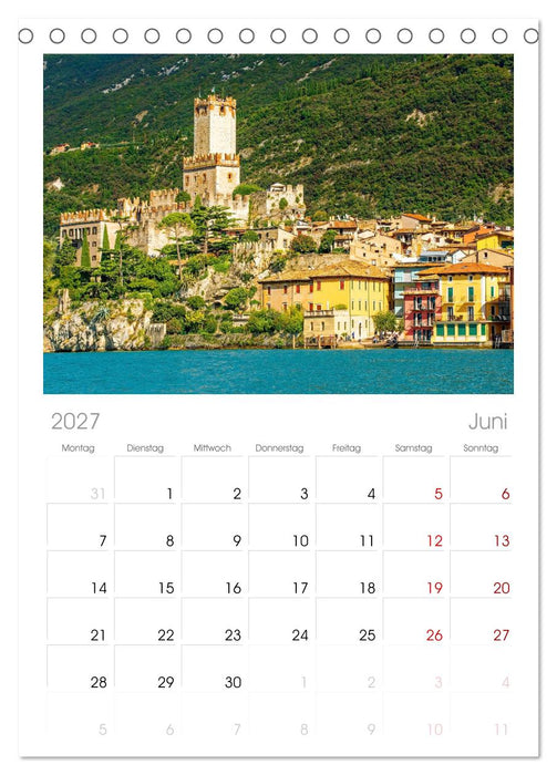 Malcesine am Gardasee (CALVENDO Tischplaner A5H 2027)