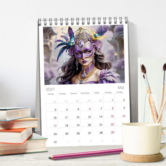 Maskerade Deluxe (CALVENDO Tischplaner A5H 2027)