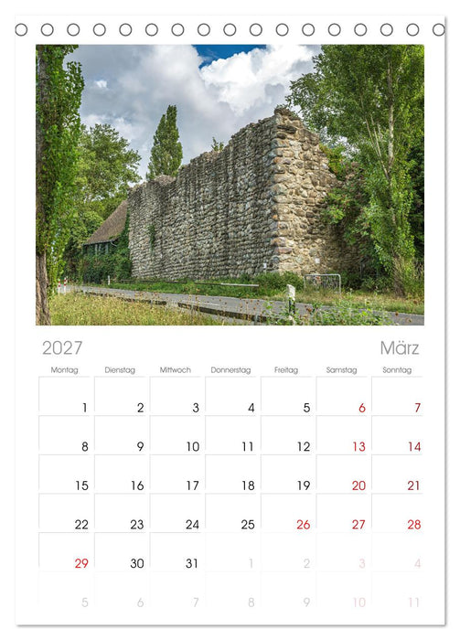 Romantische Ruinen (CALVENDO Tischplaner A5H 2027)