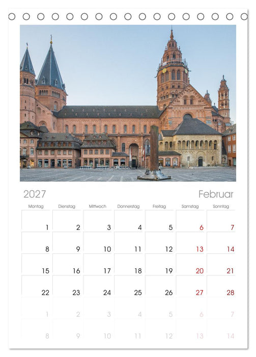 Deutschlands Kirchen (CALVENDO Tischplaner A5H 2027)