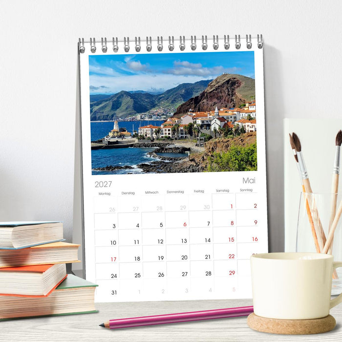 Frühlingstraum Madeira (CALVENDO Tischplaner A5H 2027)