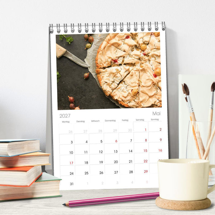 Blechkuchen (CALVENDO Tischplaner A5H 2027)