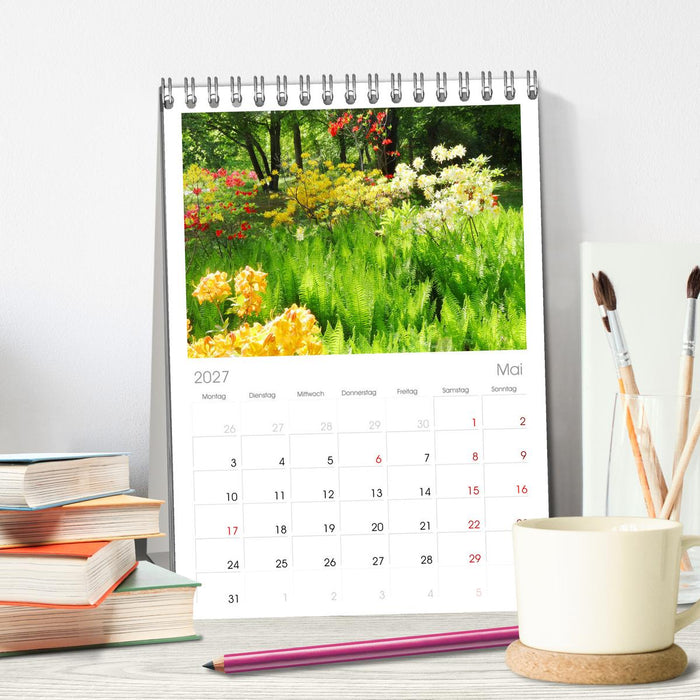 Urlaub im Garten (CALVENDO Tischplaner A5H 2027)