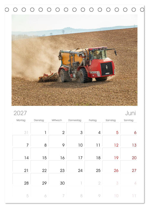 Landtechnik im Einsatz (CALVENDO Tischplaner A5H 2027)