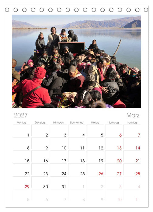 Tibet bewegt (CALVENDO Tischplaner A5H 2027)