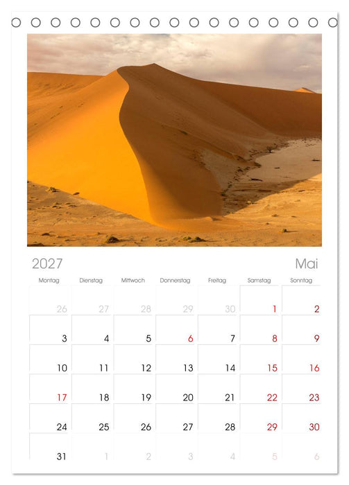 Lichterfülltes Namibia (CALVENDO Tischplaner A5H 2027)