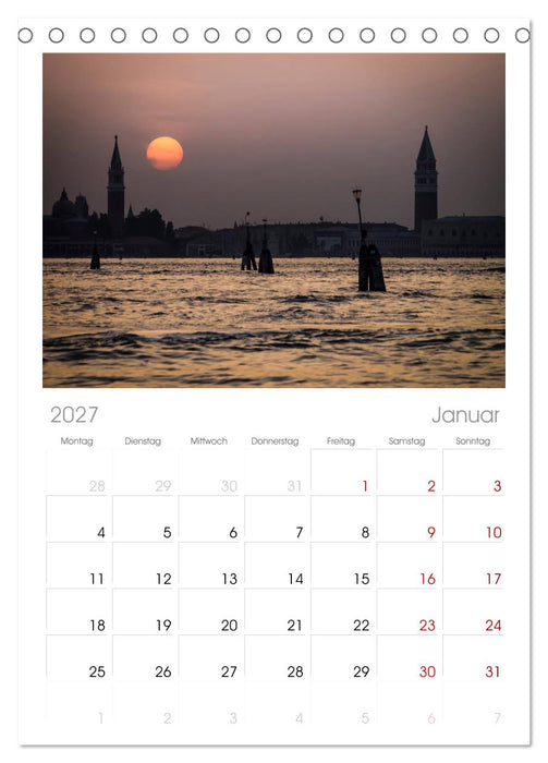 Venedig (CALVENDO Tischplaner A5H 2027)