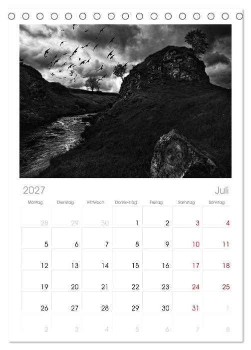 Gothic Fantasy (CALVENDO Tischplaner A5H 2027)