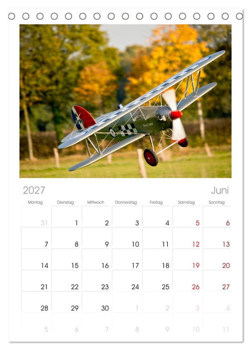 Modellflieger (CALVENDO Tischplaner A5H 2027)