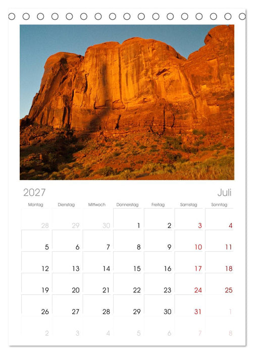 Monument Valley (CALVENDO Tischplaner A5H 2027)