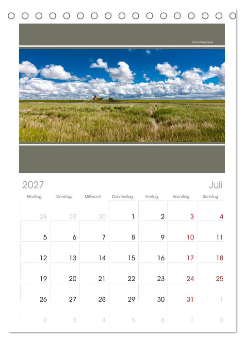 Der Pilsumer Leuchtturm (CALVENDO Tischplaner A5H 2027)