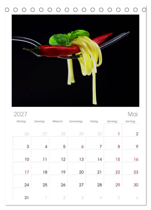 Pasta Kreationen (CALVENDO Tischplaner A5H 2027)