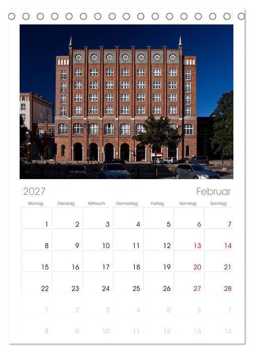 Ostseeperle Rostock (CALVENDO Tischplaner A5H 2027)