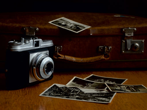 Älteres Modell einer Kleinbildkamera - CALVENDO Foto-Puzzle - calvendoverlag 29.99