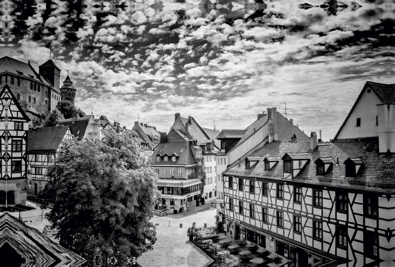 Premium Textil-Leinwand Premium Textil-Leinwand 120 cm x 80 cm quer NÜRNBERG Blick auf die Altstadt  Monochrom