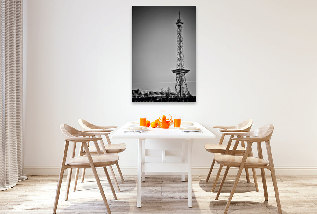 Premium Textil-Leinwand Premium Textil-Leinwand 80 cm x 120 cm  hoch BERLIN Funkturm  Monochrom