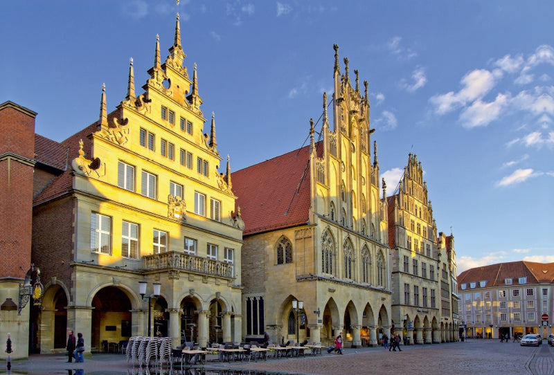 Premium Textil-Leinwand Premium Textil-Leinwand 120 cm x 80 cm quer Das Rathaus, ein gotischer Bau aus der Mitte des 14. Jahrhunderts