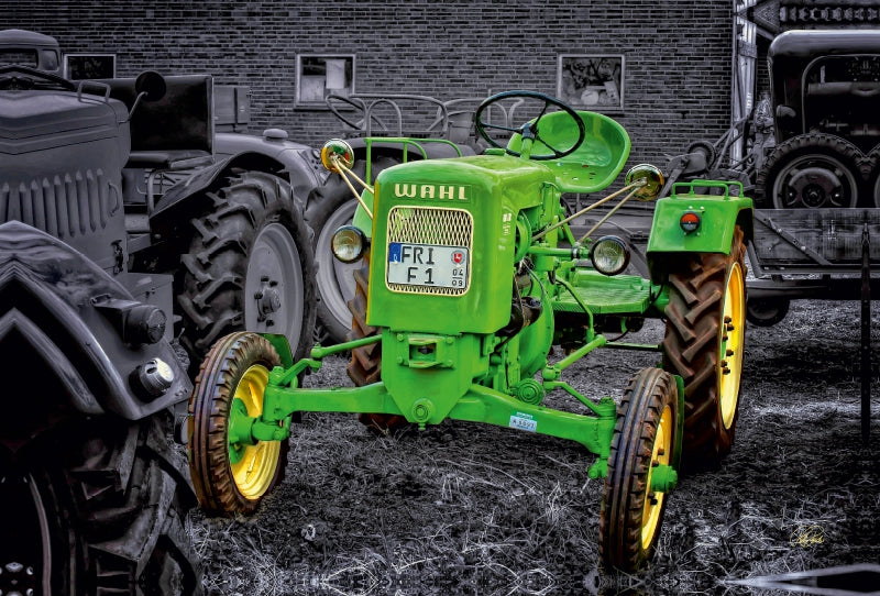 Premium Textil-Leinwand Premium Textil-Leinwand 120 cm x 80 cm quer Oldtimer Traktor Wahl