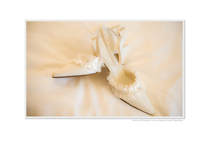 Premium Textil-Leinwand Premium Textil-Leinwand 120 cm x 80 cm quer Emotional Moments: A Wedding Jahr.