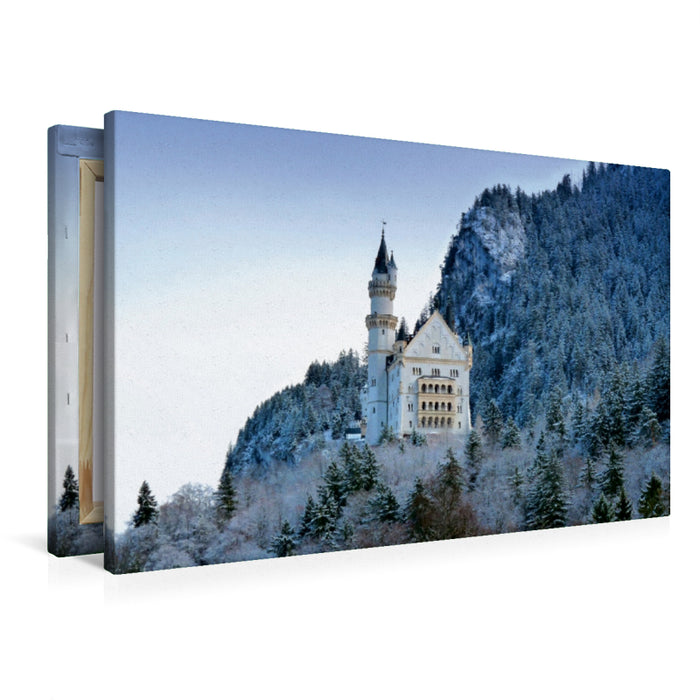 Premium Textil-Leinwand Premium Textil-Leinwand 90 cm x 60 cm quer Neuschwanstein im Winter