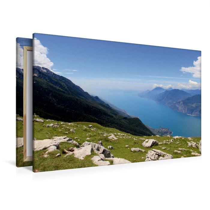 Toile textile haut de gamme Toile textile haut de gamme 120 cm x 80 cm de large Un motif du calendrier Nord du lac de Garde - Les régions autour de Limone et Malcesine 