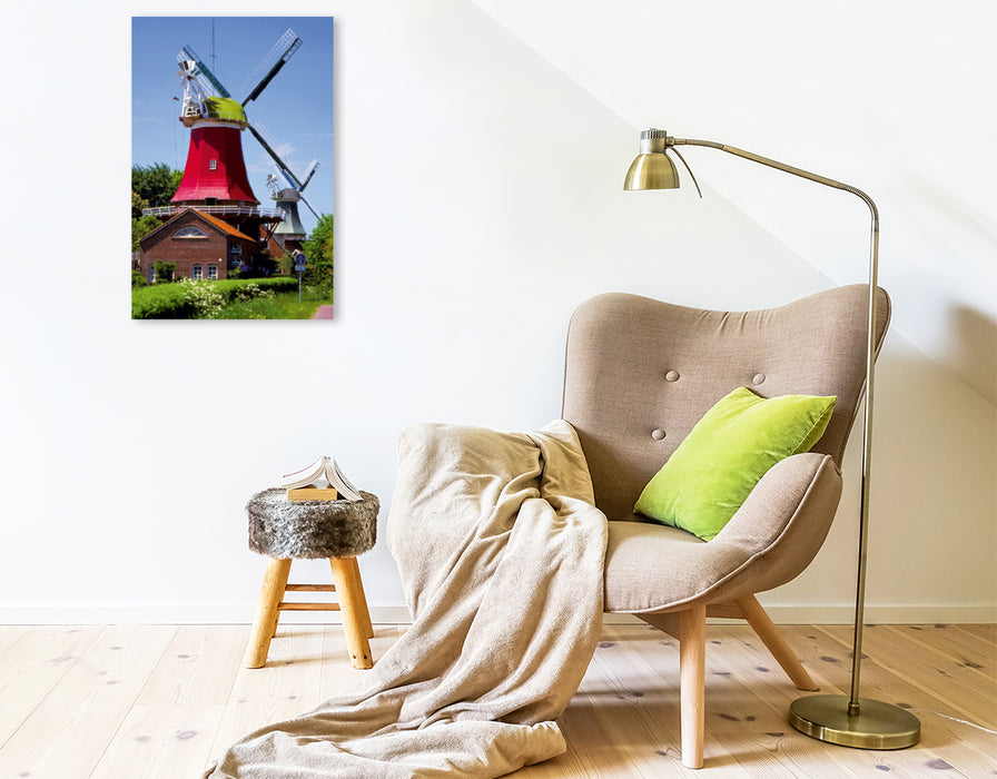 Premium Textil-Leinwand Premium Textil-Leinwand 50 cm x 75 cm hoch Doppelwindmühlen in Greetsiel, Ostfriesland