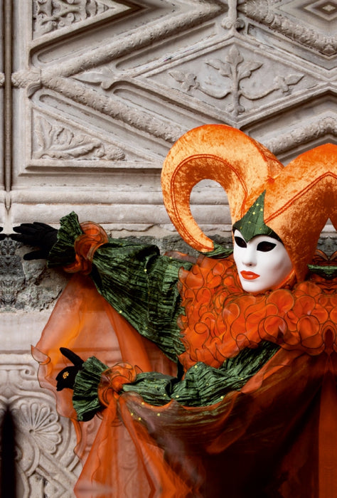 Premium Textil-Leinwand Premium Textil-Leinwand 80 cm x 120 cm  hoch Ein Motiv aus dem Kalender Karneval in Venedig - Phantasievolle Masken