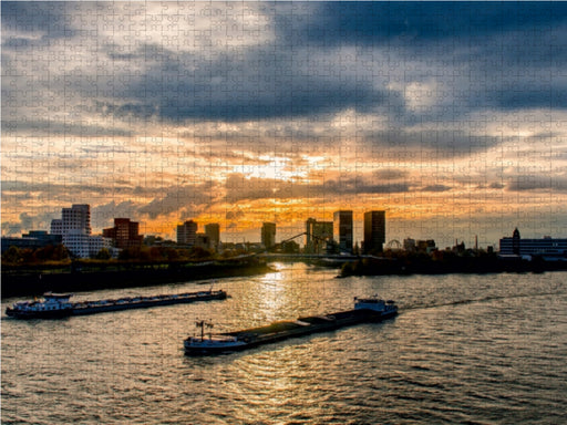 Blick von der Rheinkniebrücke auf den Medienhafen - CALVENDO Foto-Puzzle - calvendoverlag 29.99