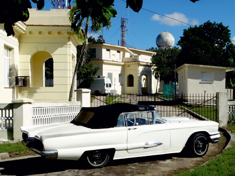 Ford Thunderbird -  Ein Motiv aus dem Kalender "Ganz in Weiß - Elegante Oldtimer auf Kuba" - - CALVENDO Foto-Puzzle - calvendoverlag 29.99