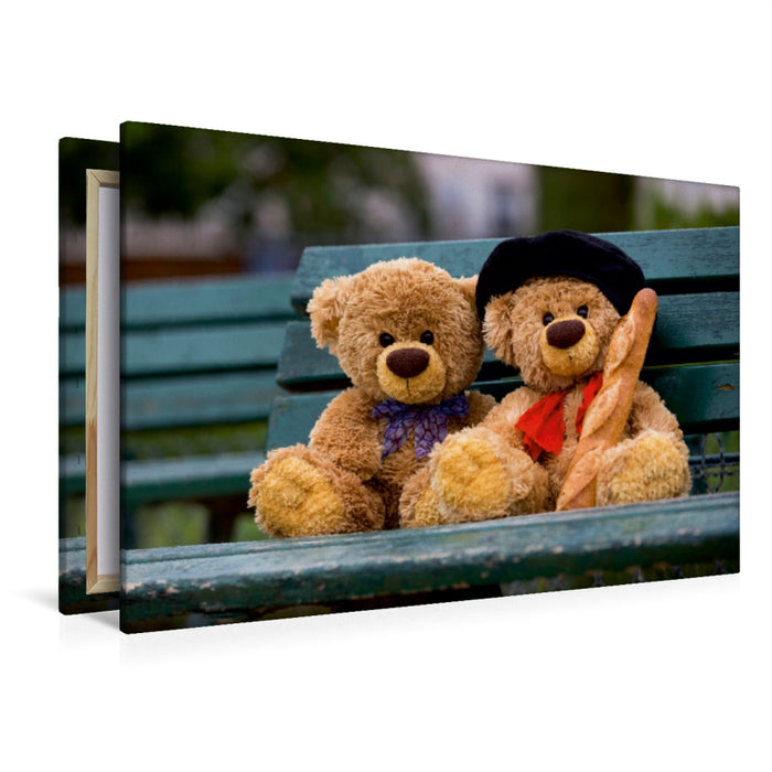 Premium Textil-Leinwand Premium Textil-Leinwand 120 cm x 80 cm quer Travelling Teddy in Paris