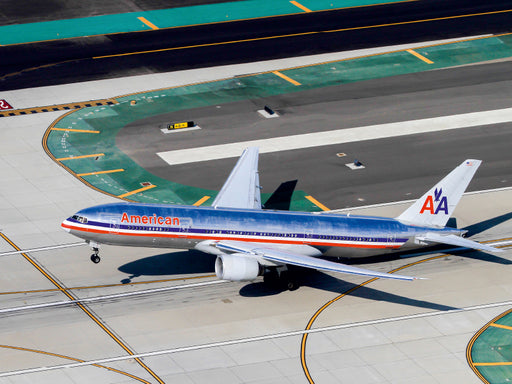 American Airlines  Boeing 777-200  Los Angeles, USA - CALVENDO Foto-Puzzle - calvendoverlag 29.99