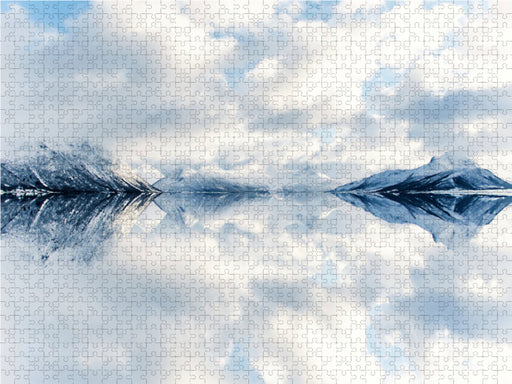 Spiegelung schneebedeckter Berge - CALVENDO Foto-Puzzle - calvendoverlag 39.99