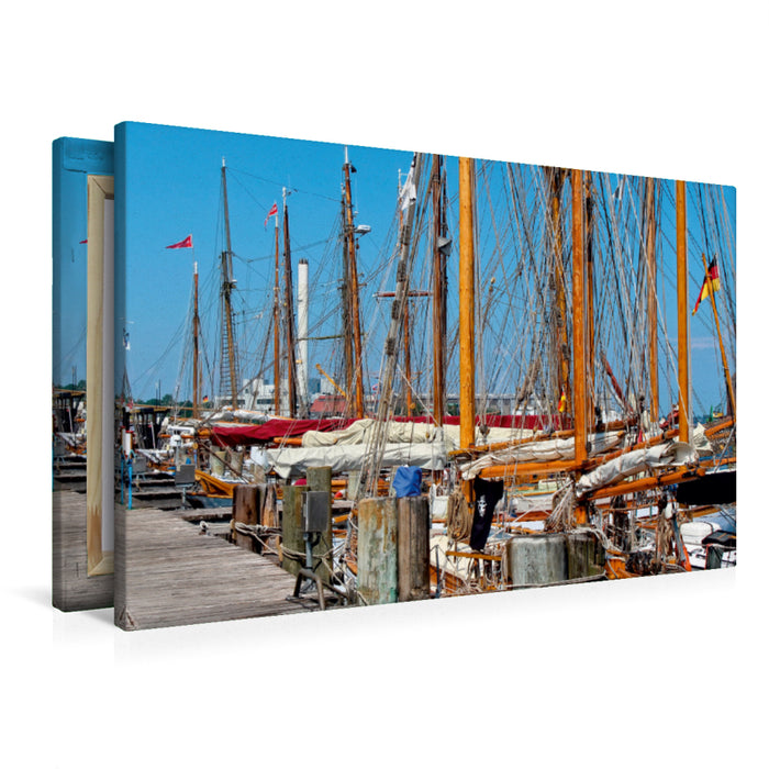 Premium Textil-Leinwand Premium Textil-Leinwand 90 cm x 60 cm quer Flensburg, Hafen