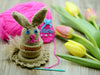 Niedlicher Osterhase als Eierbecher mit Häkelgarn und Strauß Tulpen - CALVENDO Foto-Puzzle - calvendoverlag 29.99