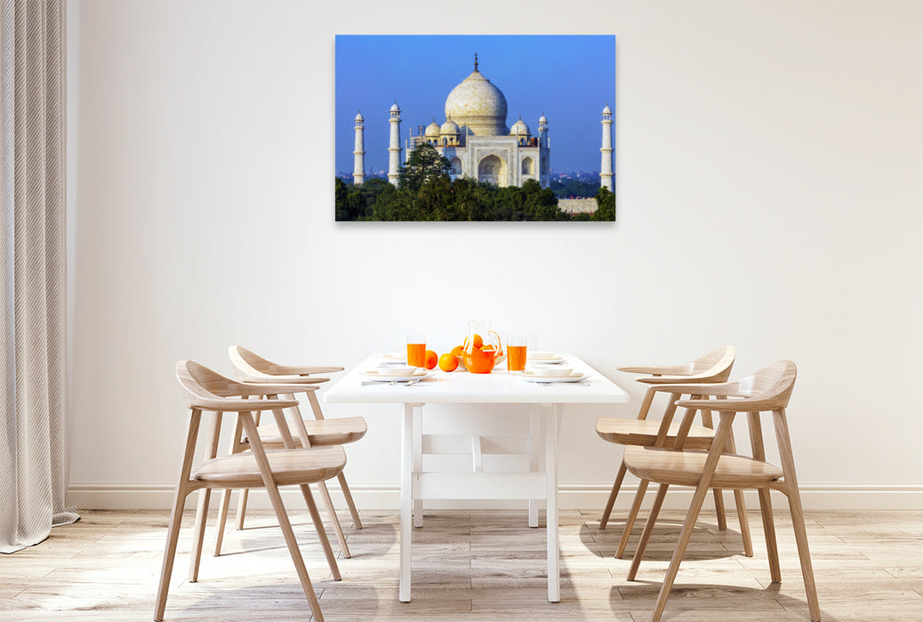 Premium Textil-Leinwand Premium Textil-Leinwand 120 cm x 80 cm quer Das Taj Mahal in Agra