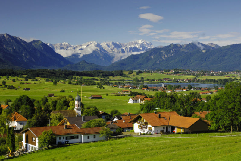 Premium Textil-Leinwand Premium Textil-Leinwand 120 cm x 80 cm quer Blick von der Aidlinger Höhe auf den Riegsee und das Wettersteingebirge