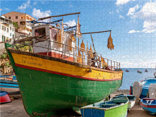 Fischerboot in Camara de Lobos - CALVENDO Foto-Puzzle - calvendoverlag 29.99