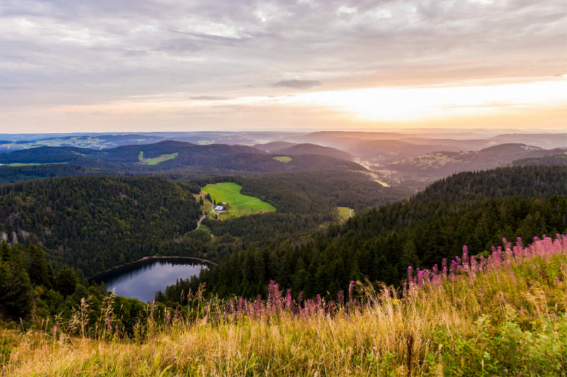 Premium Textil-Leinwand Premium Textil-Leinwand 120 cm x 80 cm quer Blick vom Feldberg über den Schwarzwald