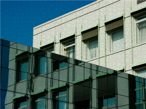 Bürofassade im Spiegelbild - CALVENDO Foto-Puzzle - calvendoverlag 39.99