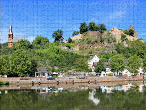 Blick auf die Kirche und Burgruine von Saarburg - CALVENDO Foto-Puzzle - calvendoverlag 29.99
