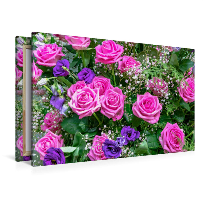 Premium Textil-Leinwand Premium Textil-Leinwand 120 cm x 80 cm quer Strauß mit rosa farbenen und blauen Rosen mit Schleierkraut