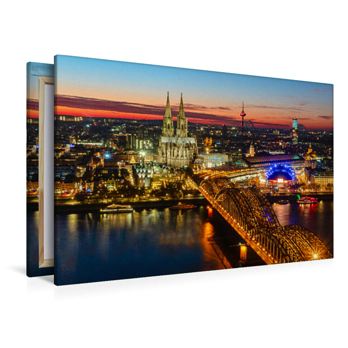 Premium Textil-Leinwand Premium Textil-Leinwand 120 cm x 80 cm quer Köln. Nächtliche Skyline.