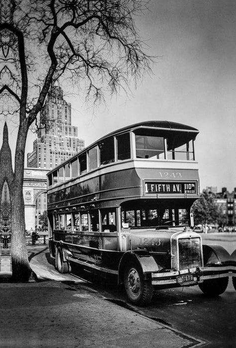 Premium Textil-Leinwand Premium Textil-Leinwand 80 cm x 120 cm  hoch Fifth Avenue Bus, Washington Square, Manhattan, 1936