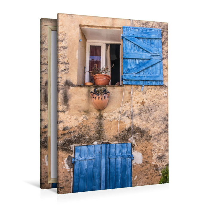 Premium Textil-Leinwand Premium Textil-Leinwand 80 cm x 120 cm  hoch Blaue Fenster  in der Altstadt im Dorf Villars, Provence, Frankreich