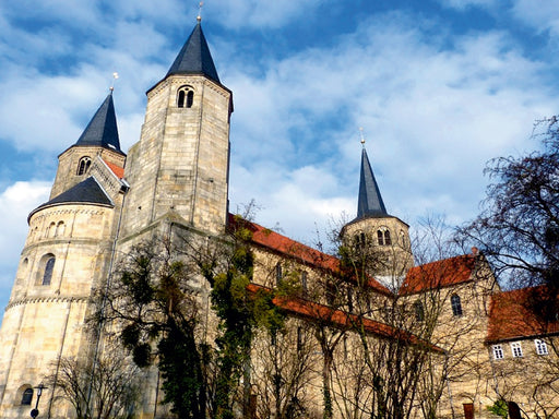 Basilika St. Godehard in Hildesheim. - CALVENDO Foto-Puzzle - calvendoverlag 29.99