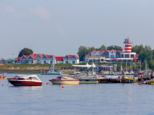 Leuchtturm am Geierswalder See - CALVENDO Foto-Puzzle - calvendoverlag 29.99