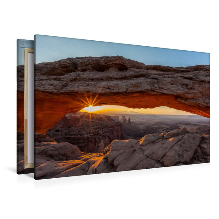 Premium Textil-Leinwand Premium Textil-Leinwand 120 cm x 80 cm quer Mesa Arch, Canyonlands Nationalpark, Utah