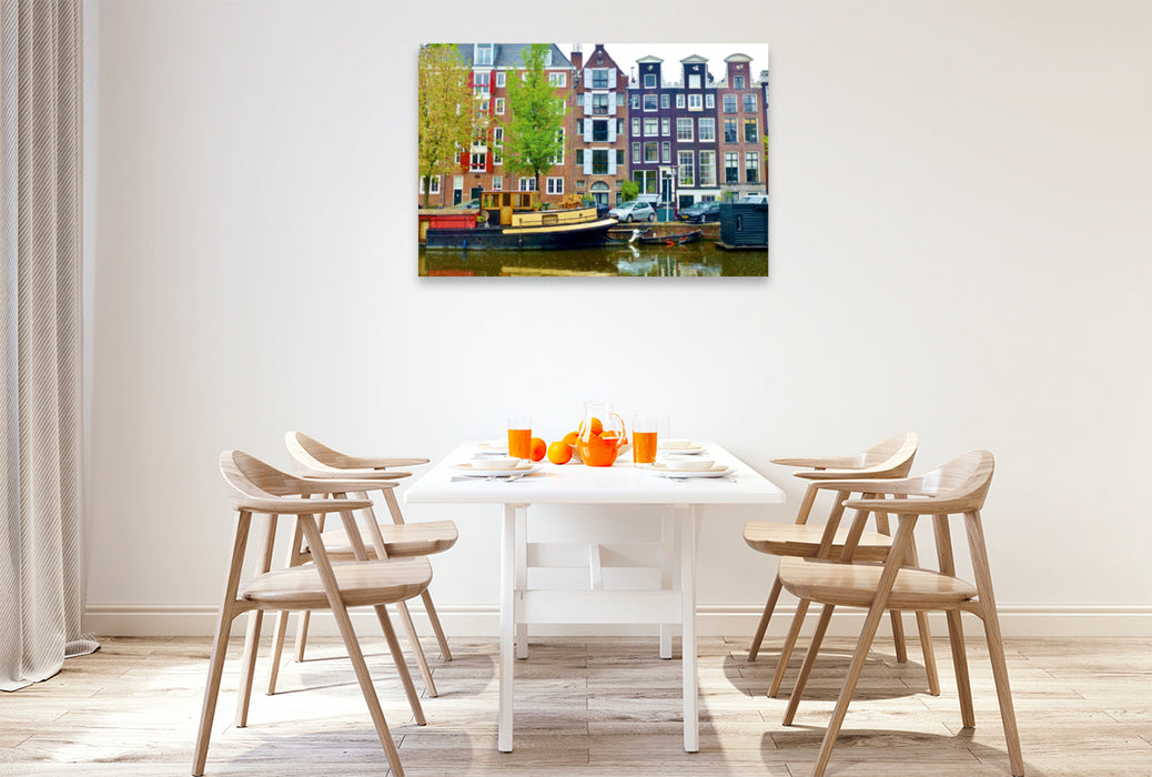 Premium Textil-Leinwand Premium Textil-Leinwand 120 cm x 80 cm quer Amsterdam - Gracht mit Hausboot