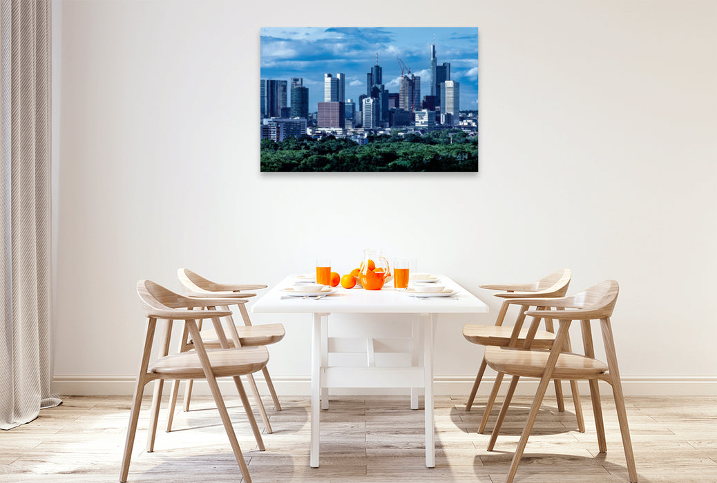 Premium Textil-Leinwand Premium Textil-Leinwand 120 cm x 80 cm quer Blick vom Wäldchestag auf die Skyline