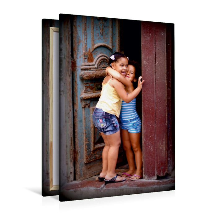 Premium Textil-Leinwand Premium Textil-Leinwand 80 cm x 120 cm  hoch Geschwisterliebe - Ein Motiv aus dem Kalender "Kuba Kids - Glückliche Kinder"